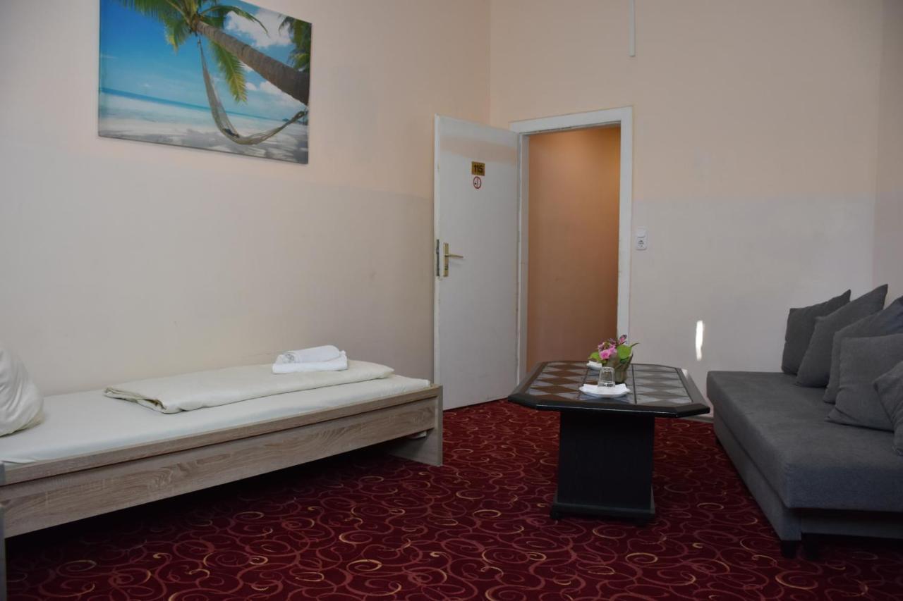 Hotel Schaum Ντίσελντορφ Εξωτερικό φωτογραφία