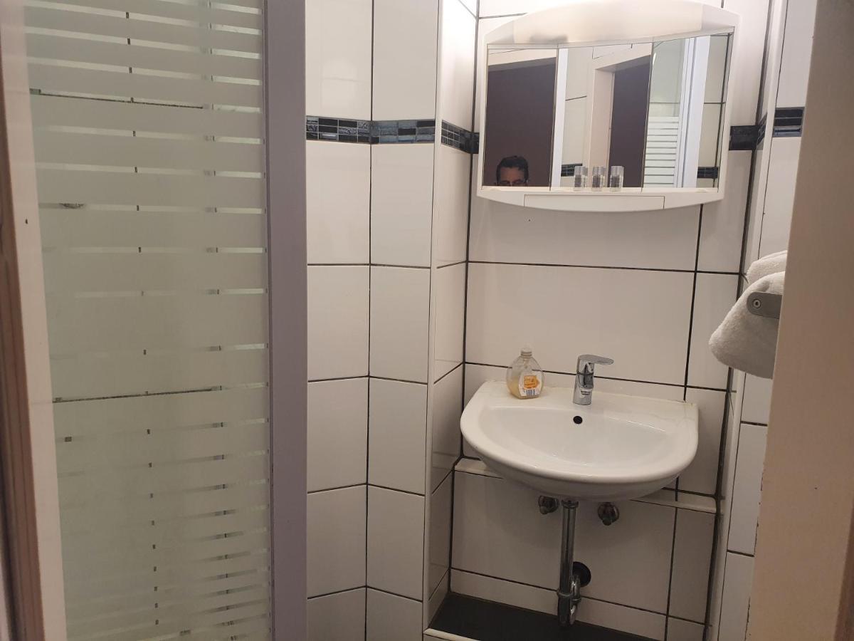 Hotel Schaum Ντίσελντορφ Εξωτερικό φωτογραφία